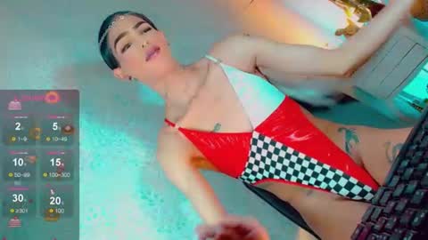 isabellagirs online show from July 13, 4:48 am