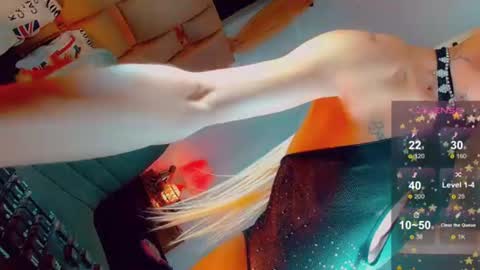 isabellagirs online show from July 23, 7:17 am
