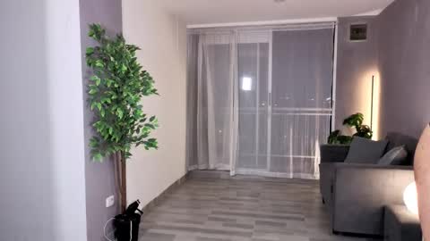 Julyane online show from January 19, 1:14 am