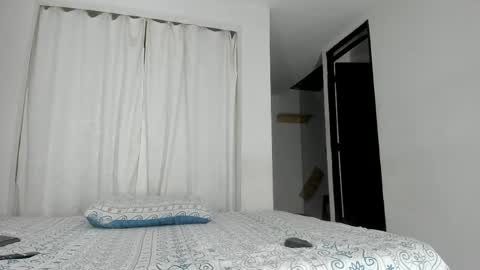 Isabella  online show from May 5, 7:36 am