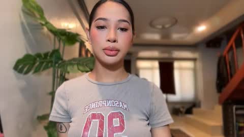 kirstenelsie online show from March 9, 1:09 am