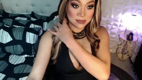 Snapshot of jacque_cole chatting on March 1, 8:10 pm Jacque online show from March 1, 8:10 pm