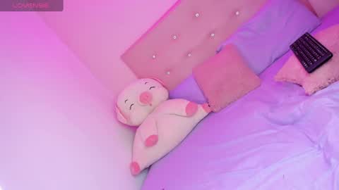 Vanniall online show from March 8, 7:05 am