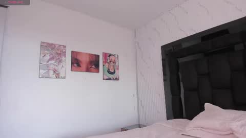 Janne  online show from July 11, 9:52 pm