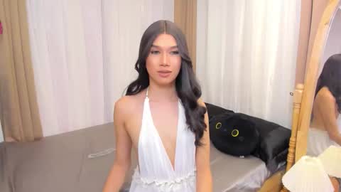 jchugecock online show from November 19, 6:46 am