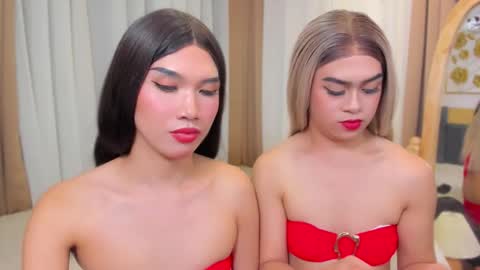 jchugecock online show from December 13, 7:53 pm