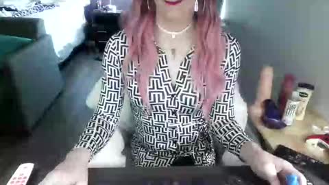 Jenna Cross online show from October 24, 7:41 pm