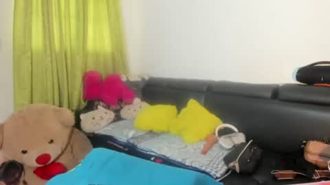 jenniifer_t online show from July 3, 6:25 pm