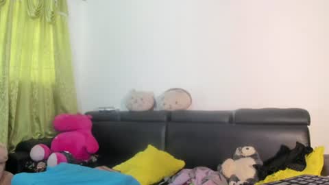 jenniifer_t online show from July 8, 7:39 pm