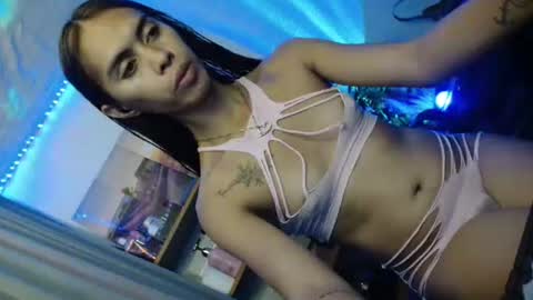 PRETTY JENNY online show from May 3, 5:45 am