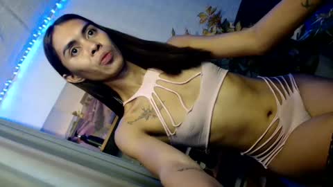 PRETTY JENNY online show from July 24, 1:59 am