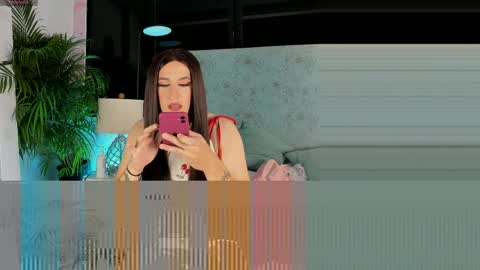 JESSI AND NAOMI online show from May 7, 4:41 am