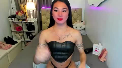 Your naughty Jessie online show from January 9, 8:45 am