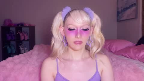   online show from May 6, 1:56 am