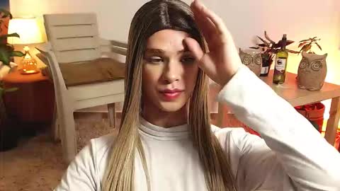 Snapshot of jhuan_cute chatting on October 30, 8:24 am Jhuan Nhez online show from October 30, 8:24 am