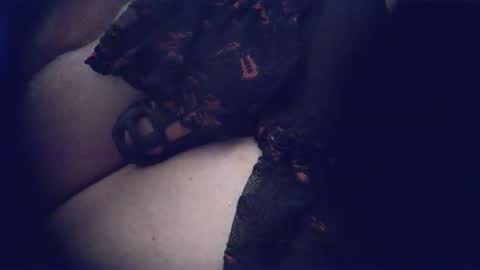 Sissy with shrunken little clitty online show from May 10, 11:21 pm