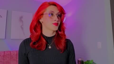 Juliana online show from March 6, 10:04 pm