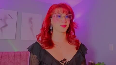 Juliana online show from March 11, 11:53 pm