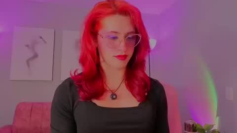 Juliana online show from March 20, 2:18 pm