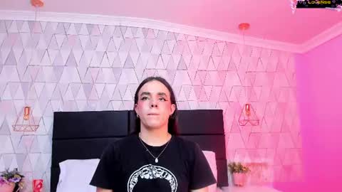 Justine online show from June 12, 4:55 am