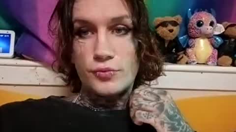 jynxamy online show from June 18, 2:11 pm