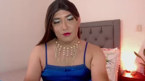 KIM  online show from March 14, 9:51 pm