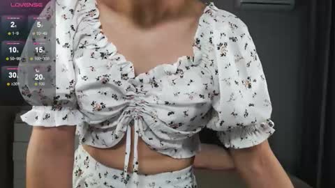 Kai Chi    TG channel ID name KaiChicken online show from February 18, 7:43 pm