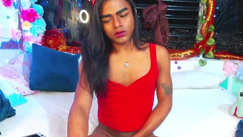 KARLY.  online show from December 12, 8:57 am