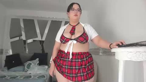 kate_dynasty online show from June 25, 5:45 am