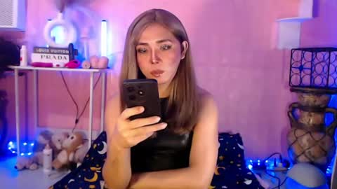 Saisy online show from June 10, 1:38 am