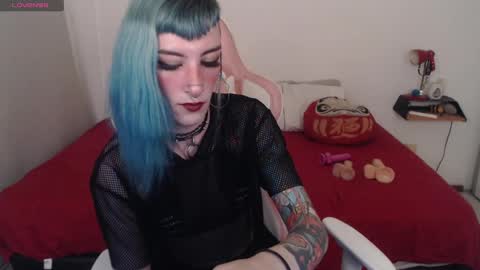 luna   online show from February 10, 3:03 am