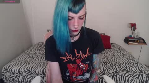 luna   online show from February 21, 4:07 am