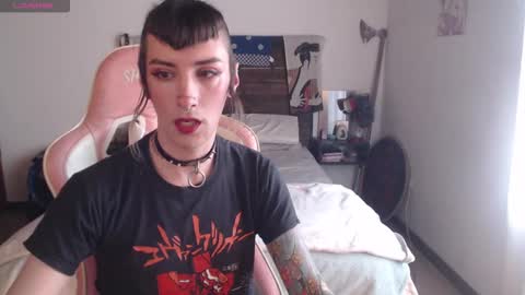 luna   online show from September 16, 6:45 pm