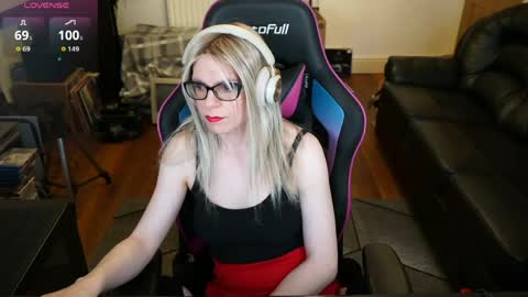 kelseycobalt online show from May 27, 7:55 pm