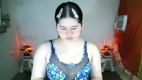 Your SweetGirl Ts online show from September 18, 5:02 am