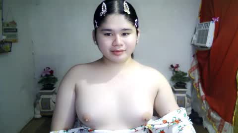 Your SweetGirl Ts online show from September 29, 5:01 pm