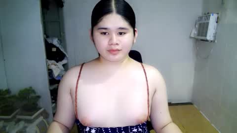 Your SweetGirl Ts online show from October 19, 6:22 pm