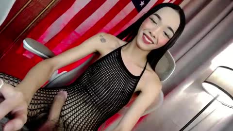 kieramoore online show from August 4, 3:34 am