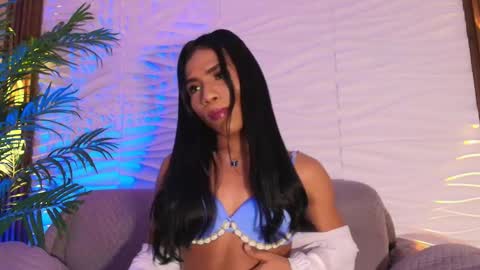 kimberly gonzalez online show from October 24, 4:39 am