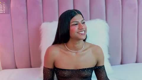 Kimberlyn online show from June 18, 8:24 pm