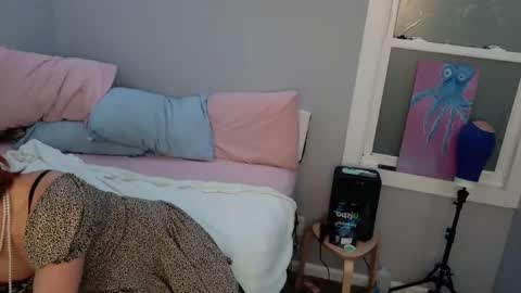 Onya online show from January 12, 7:43 am