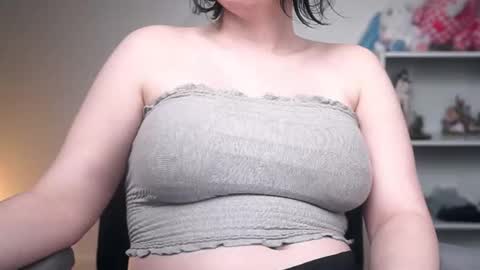 Krystal Syx online show from February 19, 2:30 am