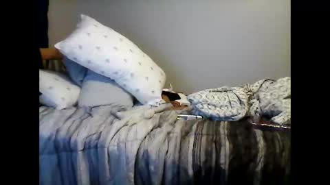 kulinky6969880932 online show from May 7, 2:18 am