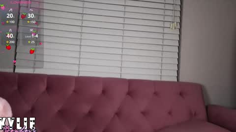 Kylie Boudoir online show from February 18, 5:20 am