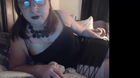 Delilah-Catherine online show from January 8, 11:30 pm