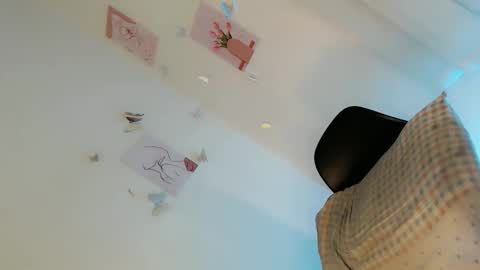 its Katniss online show from March 14, 9:51 pm