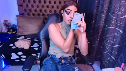 Camila online show from May 2, 10:04 pm