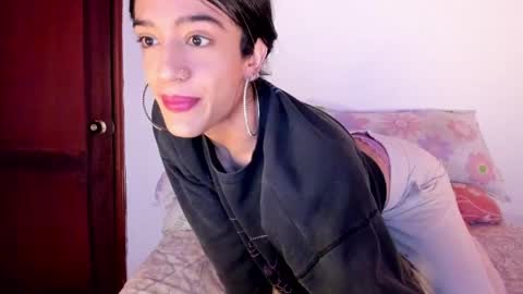 latinsecretfantasy online show from June 5, 11:38 am