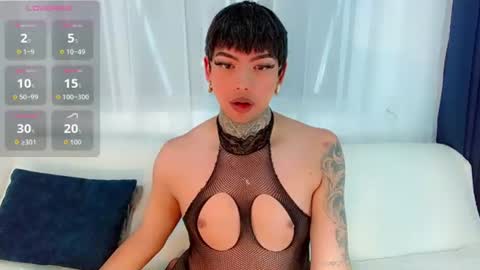 Laura online show from August 5, 4:51 am