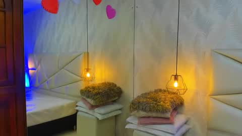 Laurent online show from November 29, 12:07 pm